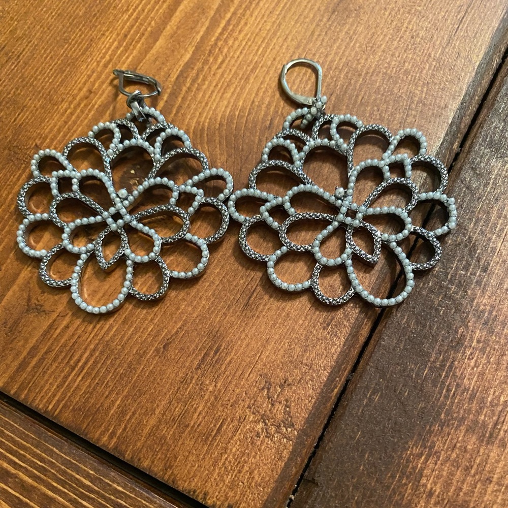 jewelry Floral metal earrings
